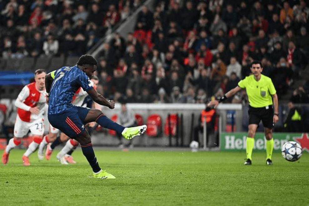 加时末段法兰克福备战意甲，篮板制胜细节曝光，引发热议，球队文化再被提及的简单介绍